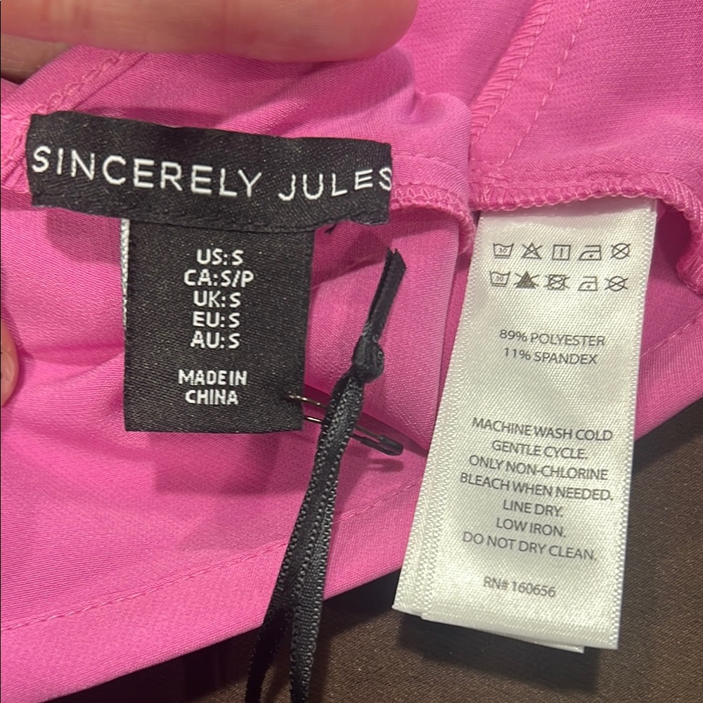Sincerely Jules Pink Top and Shorts Set, Small - NWT - Picture 10 of 12